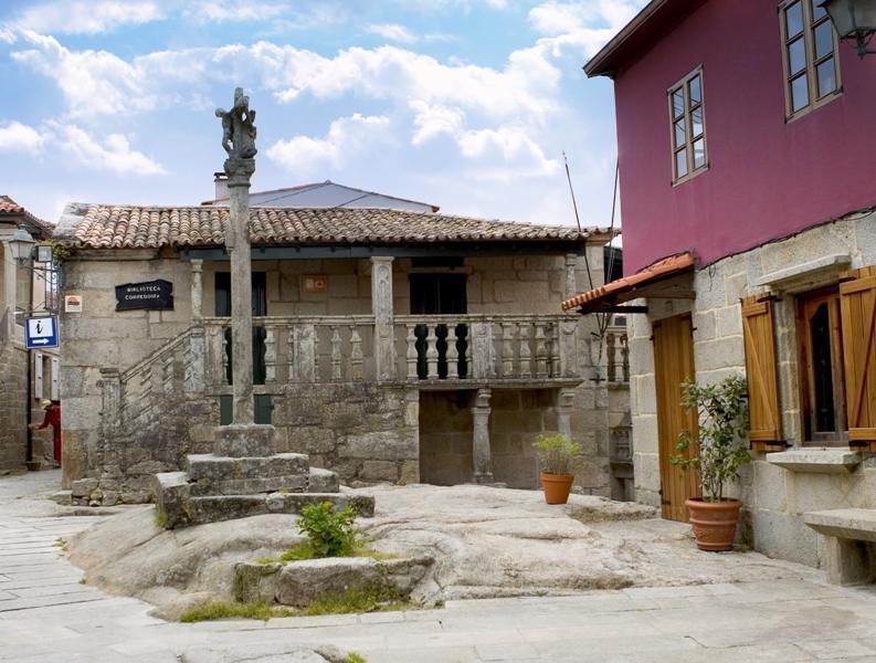 Hogar Del Puerto Otel Combarro Dış mekan fotoğraf